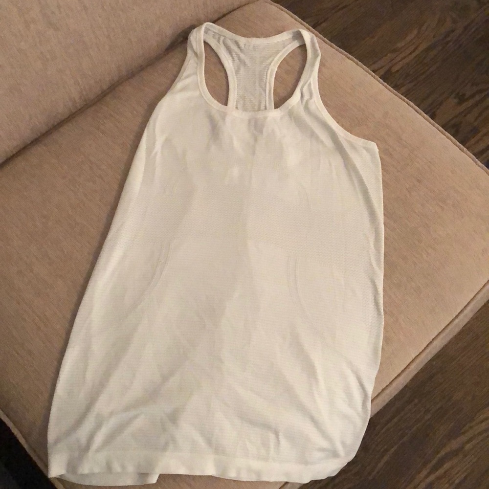Lulu Lemon tank